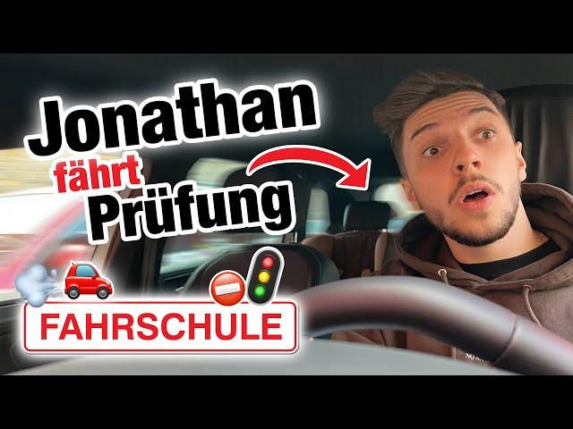 Praktische Führerscheinprüfung mit Jonathan  | Fischer Academy