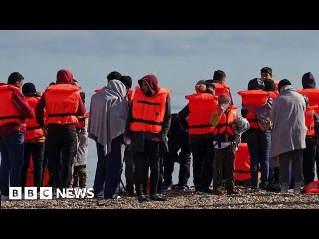 Albanian drug gangs paying for migrants to cross English Channel - BBC News