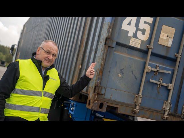 How to transport 45 ft. container correctly - KRONE eLTU6 | KRONE TV