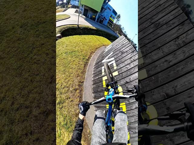 Wait for the wall ride ‍ #mtb #mtblife #anatoly_brv