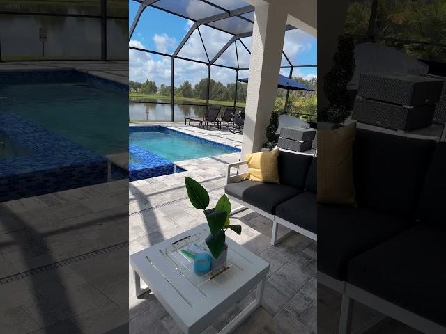 Florida living at its finest ️  #homesellingqueen #REALTOR #florida #pool