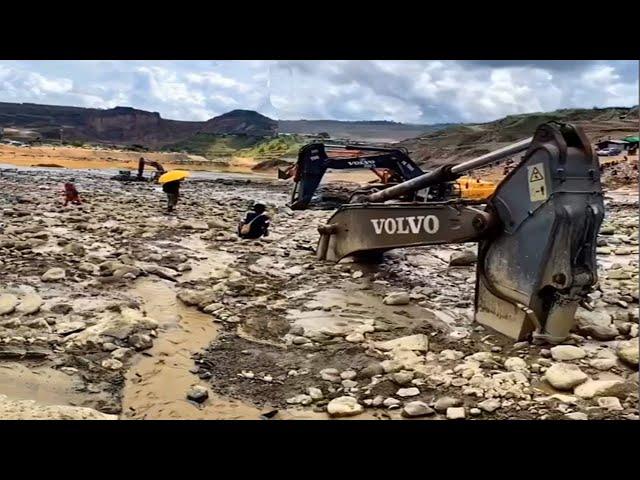 15 World's Amazing So Dangerous Idiots Excavator Operator | Heavy Equipment Excavator Stuck Mud Fail