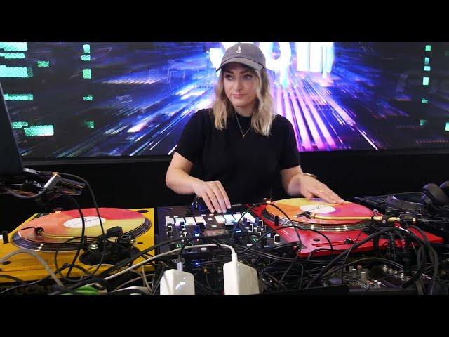 Josi Miller | SAMPLE MUSIC FESTIVAL 2022 | PERFORMANCE + PRODUCTION HUB