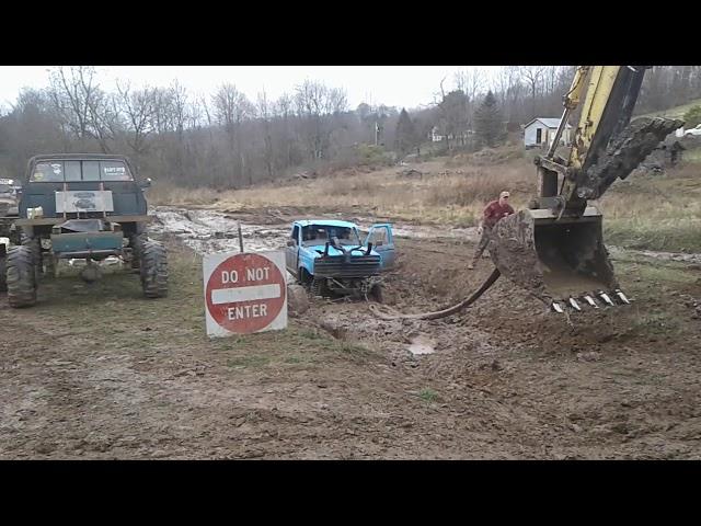 The Bronco/Ranger gets a tug out