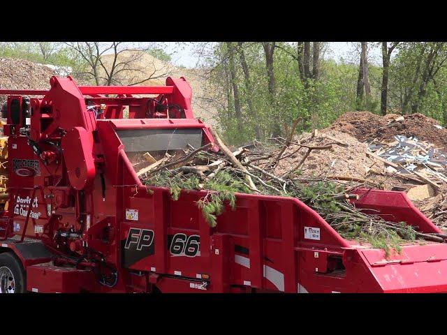 Dangerous Powerful Wood Chipper Machines, Fastest Tree Shredder & Heavy Equipment Machines Working