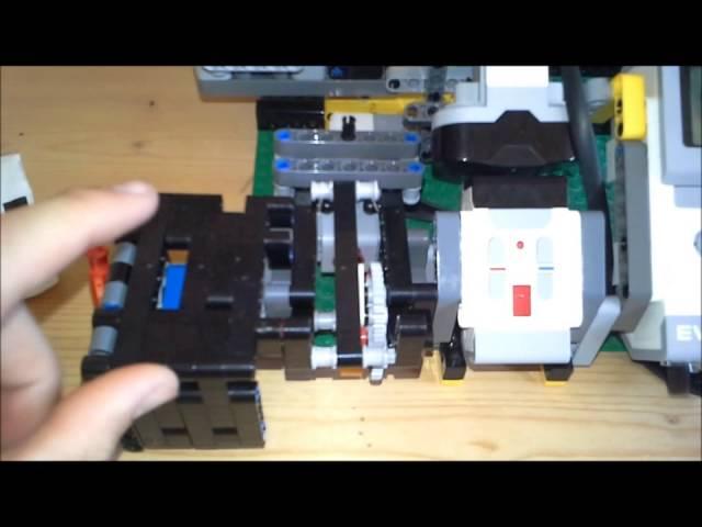 Lego EV3 Lagerroboter mit großer Steuerkonsole