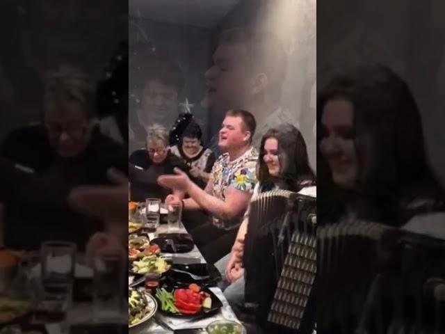Таким Темпом На Него Перепишут И Не Одну Квартиру 