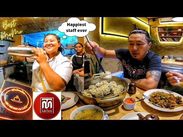 THE BEST MOMO SHOP | MAJNU KA TILLA | TIBETAN FOOD | DELHI FOOD VLOG | TM KITCHEN CAFE #foodvlog