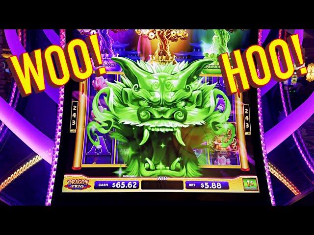 I PUT $100 IN A SLOT MACHINE AND WOOHOO!!!!!!!!!!!