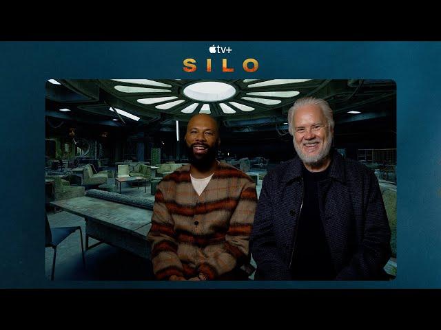 'Silo 2', intervista a  Tim Robbins e Common: «Silo è un avvertimento su dove potremmo arrivare»