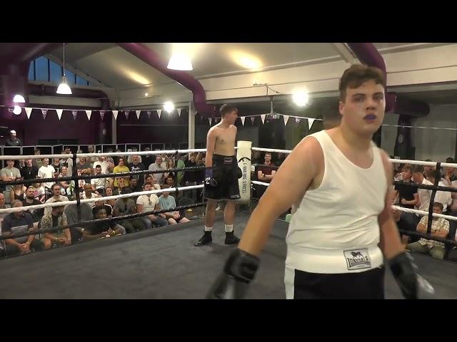 Basingstoke White Collar Boxing Bout 9 Riley Hearne Vs Henry Elliot