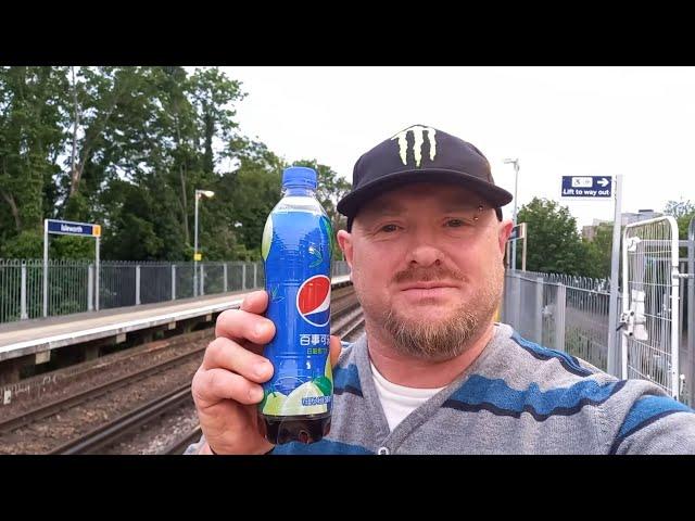 Lord's drinks reviews #1127 ~ Pepsi Bamboo Grapefruit [Chinese import]