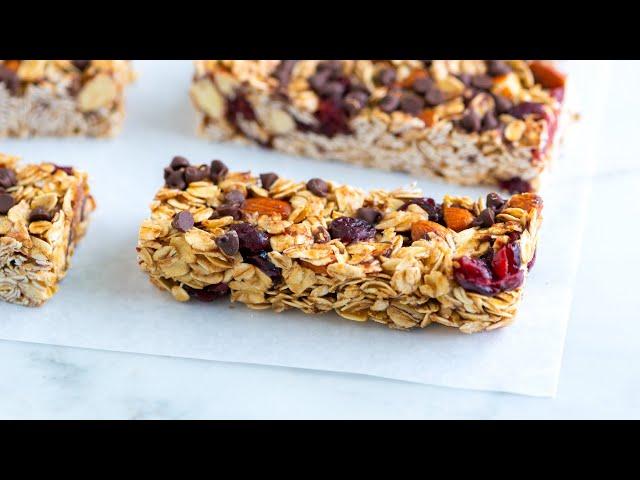 Soft and Chewy Homemade Granola Bars Recipe