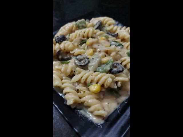 White Sauce Pasta Recipe| Easy & Quick Recipe #shorts #pasta