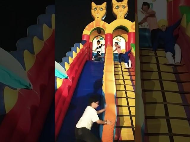 Mickey mouse slider hoor noor#shortsfeed #shortsvideos #jaishreesiyaramji #comedy #dance #funny