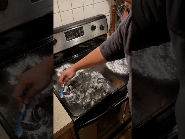 Glass Stovetop Cleaning Hack Fail #shorts