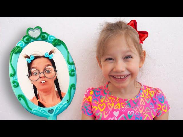 Alena and Mom pretend play with Magic Mirror by Chiko TV