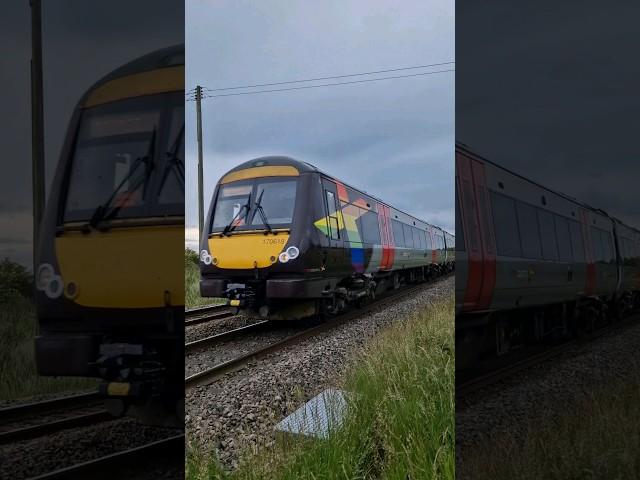 CrossCountry Trainbow class 170 at rural level crossing #train #crosscountry #trainspotting