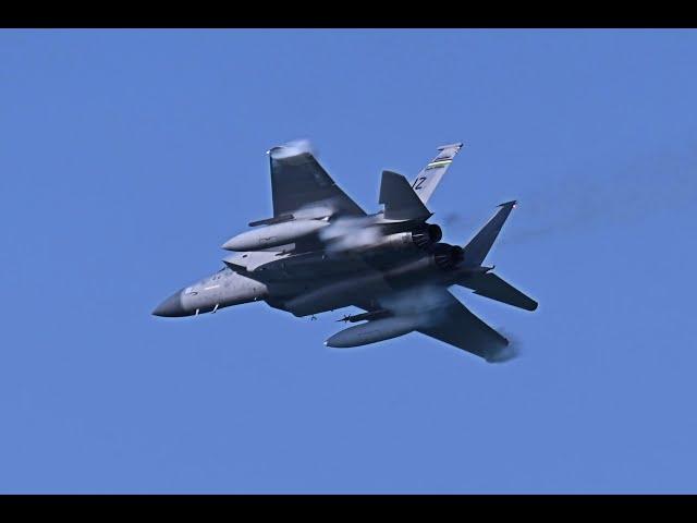 4 McDonnell Douglas F-15 Eagles Streak Past South Beach Miami