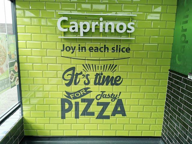 We Review Caprinos Pizza In Northwich (Franchise)