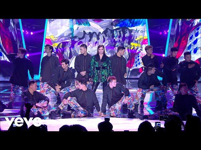 Hailee Steinfeld, Grey - Starving (Live at Indonesian Choice Awards 2018 NET 5.0)