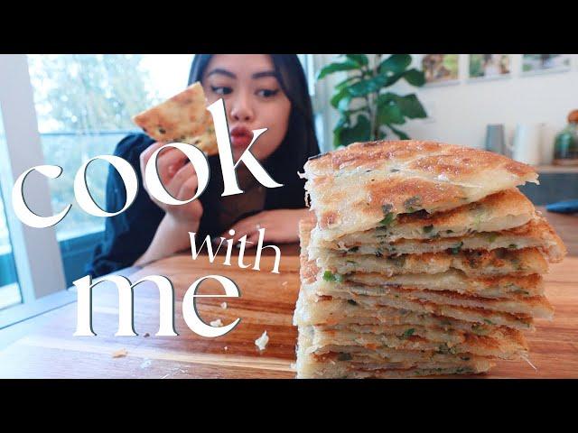 【Cooking for my husband】Green Onion Pancake, Beef Noodle Soup, easy Asian recipes | Tiffycooks Vlog