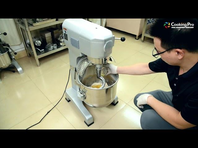 20 Liters planetary mixer operates with 5KG flour and 2.5KG water