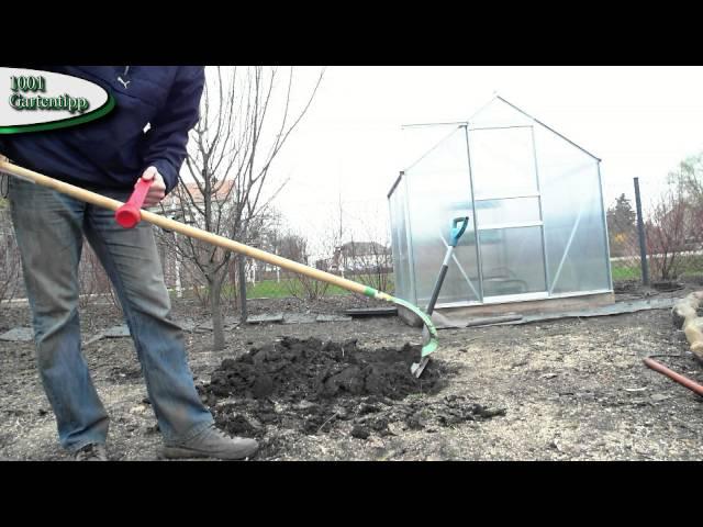 Gartentipp März 0313 Auflockern mit dem Sauzahn anstatt umgraben