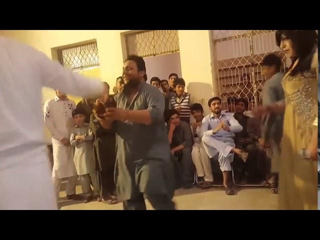 Pashto Beautiful song and Awesome wesome local Dance 2017