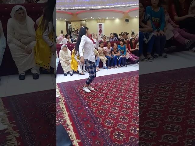 رقص زیبا افغانی آهنگ شاد محفلی (Beautiful Afghan dance happy song)