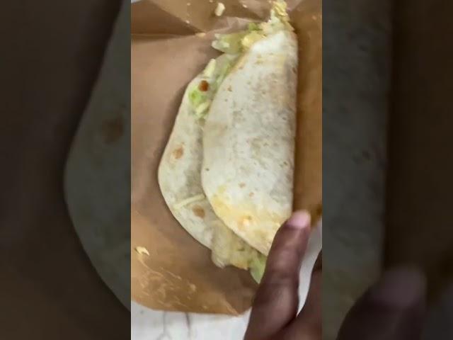 Worst Tacos Ever? Taco Bell Sri Lanka!