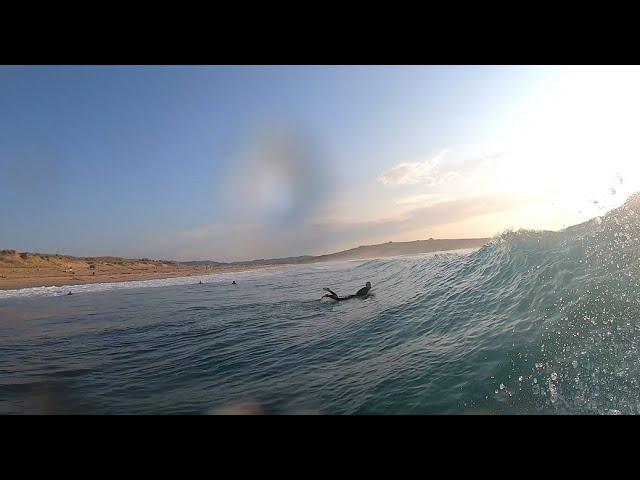 Surf en verano en Cantabria 2020 Liencres Los Locos San Vicente de la Barquera Oyambre  Loredo Somo