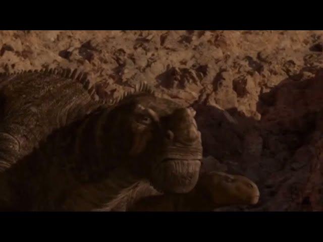 Disney's Dinosaur - Bruton is attacked