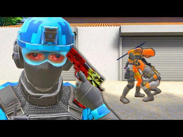 Playing Critical Ops With 2 GIRLS... (BAD IDEA)