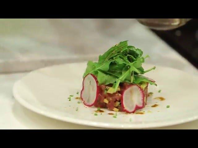 How to make " Tuna Avocado Tartare " with Cooking Guru Chef Ian Kittichai