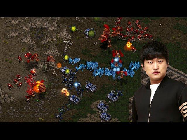 Flash's MECH vs Zerg is another level...