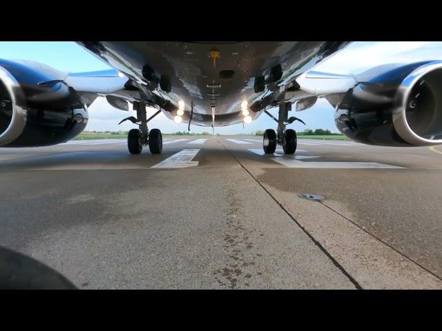 Landing Gear movement on Take Off - NOSE GEAR