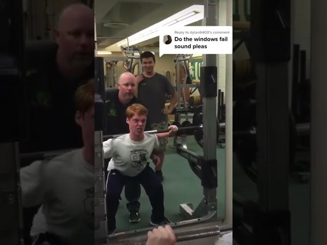 Guy passes out while lifting weights #shorts #funny