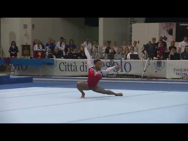 Simone Biles - Double Wolf Turn, Switch Leap & Tour Jete 1/1 - City Of Jesolo Trophy 2015