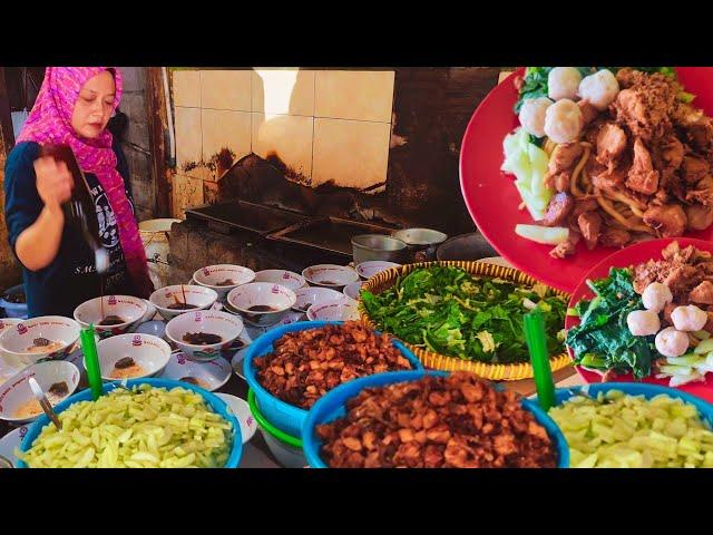 Gokil !! Mie Ayam Viral !! Ratusan Porsi Ludes Dalam Hitungan Jam !! Baru Buka Langsung Ramai Banget