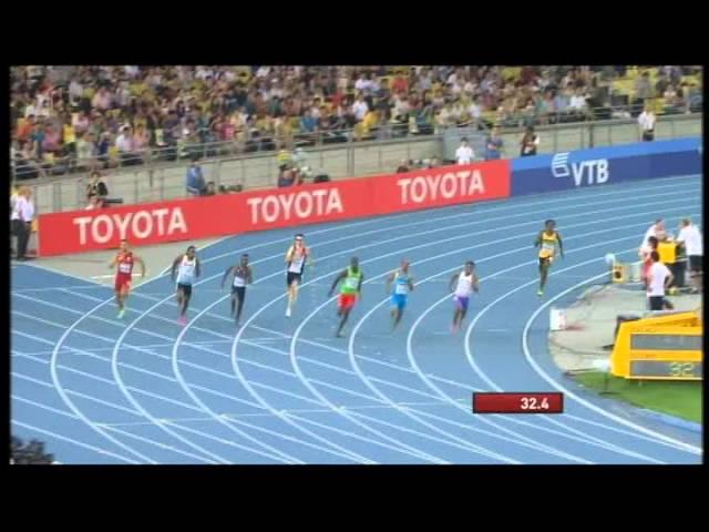 Kirani James Blazes to 400m Final