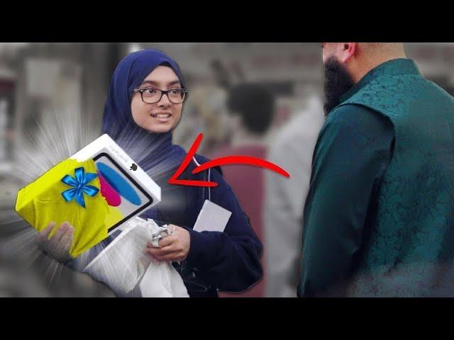 Surprising Muslim Strangers with EXPENSIVE Eid gifts! ** EMOTIONAL **