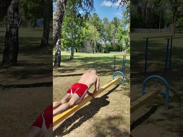 "Невозможное" возможное отжимание. Войтенко оценил бы  #workout #shortvideo