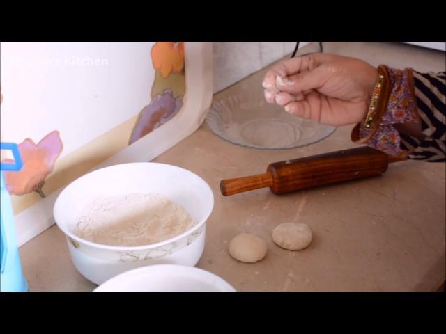 Kachori (Halwa Puri) Momo's Kitchen