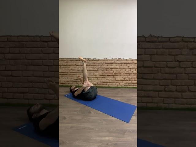 How to STRETCH GLUTEUS muscles and HAMSTRINGS