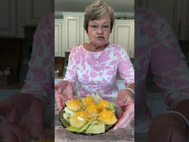 Mama Sue makes PEAR SALAD | Southern lunch ideas | Appetizer for guests coming over | Christian cook