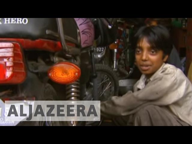 Pakistan child labour under spotlight