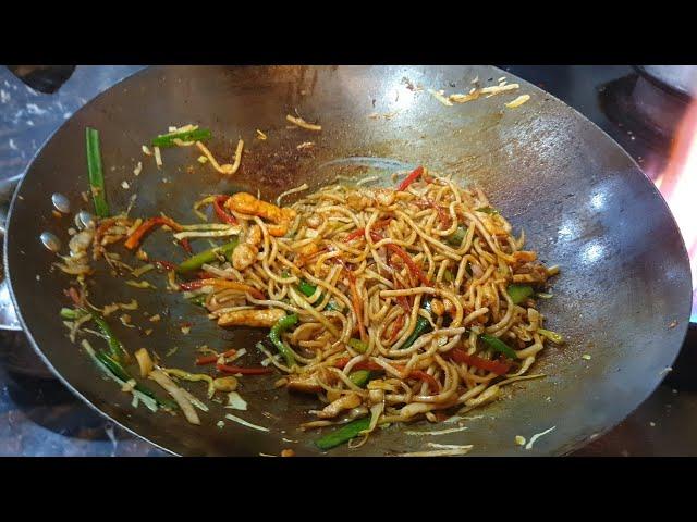 Chicken Chow Mein Restaurant Style Recipe By Cooking With Kawish