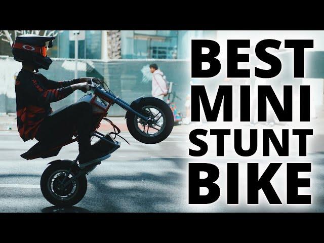 The Best Mini Stunt Bike // 6000W Razor RSF650