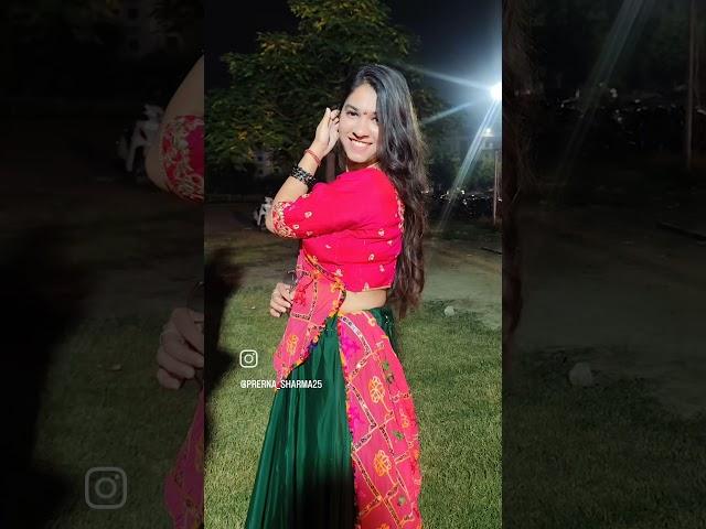 Garba night#navratrispecial#dandiya#garbanight#lehengacholi#matarani#fun#dance 